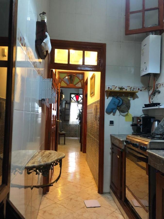 Appartement Meuble 5 Personnes En Plein Centre Ville ラバト エクステリア 写真
